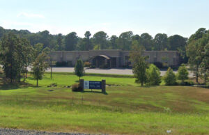 Team Summit is setting up shop in the former home of Oasis Church.