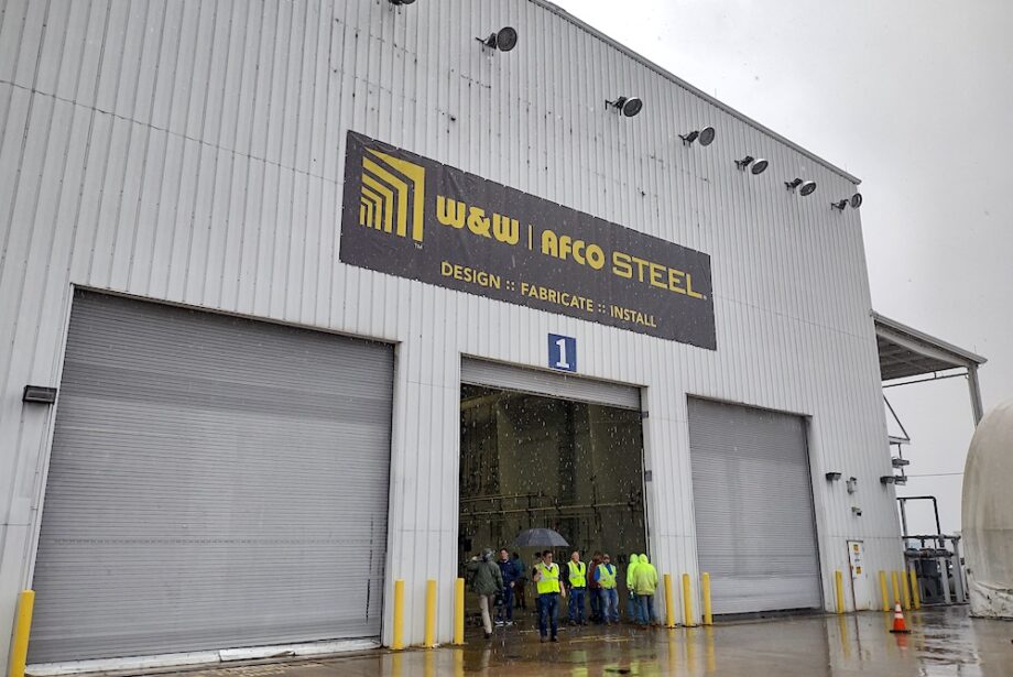 W&W/AFCO Steel plans to invest more than $18 million to expand operations to the&nbsp;former LM Wind Power site&nbsp;at the Little Rock Port. The company, port leaders and city and local officials announced the move during a news conference at the site on Wednesday.