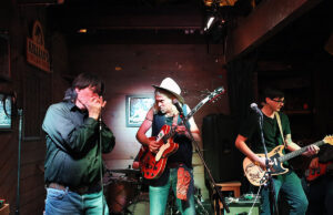 Jimbo Mathus at the wake for Cedell Davis at White Water Tavern.