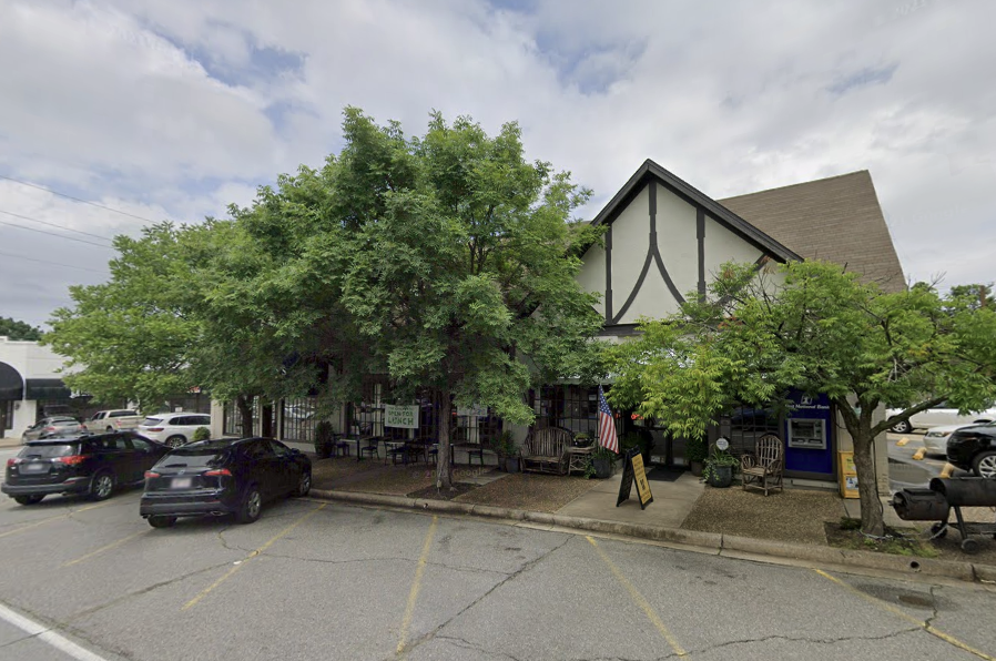 Heights Corner Market at 5018 Kavanaugh Blvd.