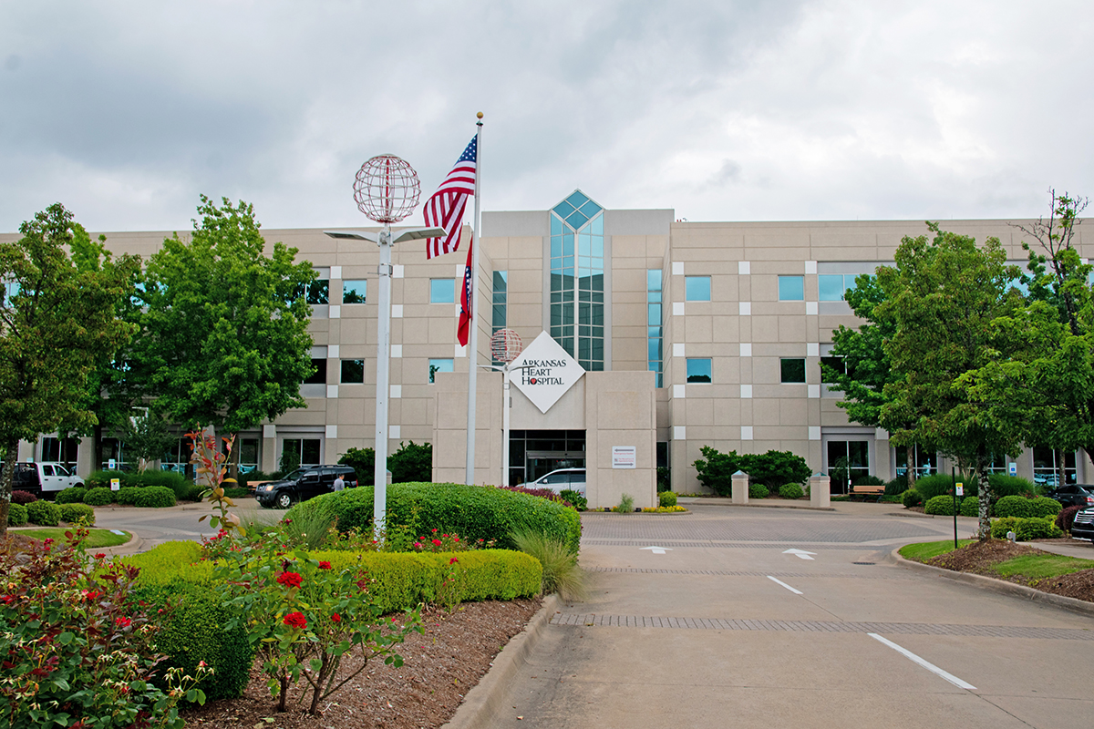 Arkansas Heart Hospital in Little Rock. Its contract with UnitedHealthcare is in a monthly extension while it negotiates a new agreement. The health insurer said it made a proposal for new rates and is awaiting the hospital’s response.