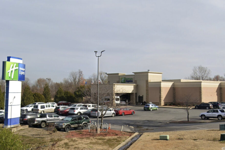 Holiday Inn Express at 3121 Bankhead Drive in Little Rock. [Google Maps]