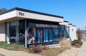 Mini-mall at 7811 Cantrell Road in Little Rock. [George Waldon]