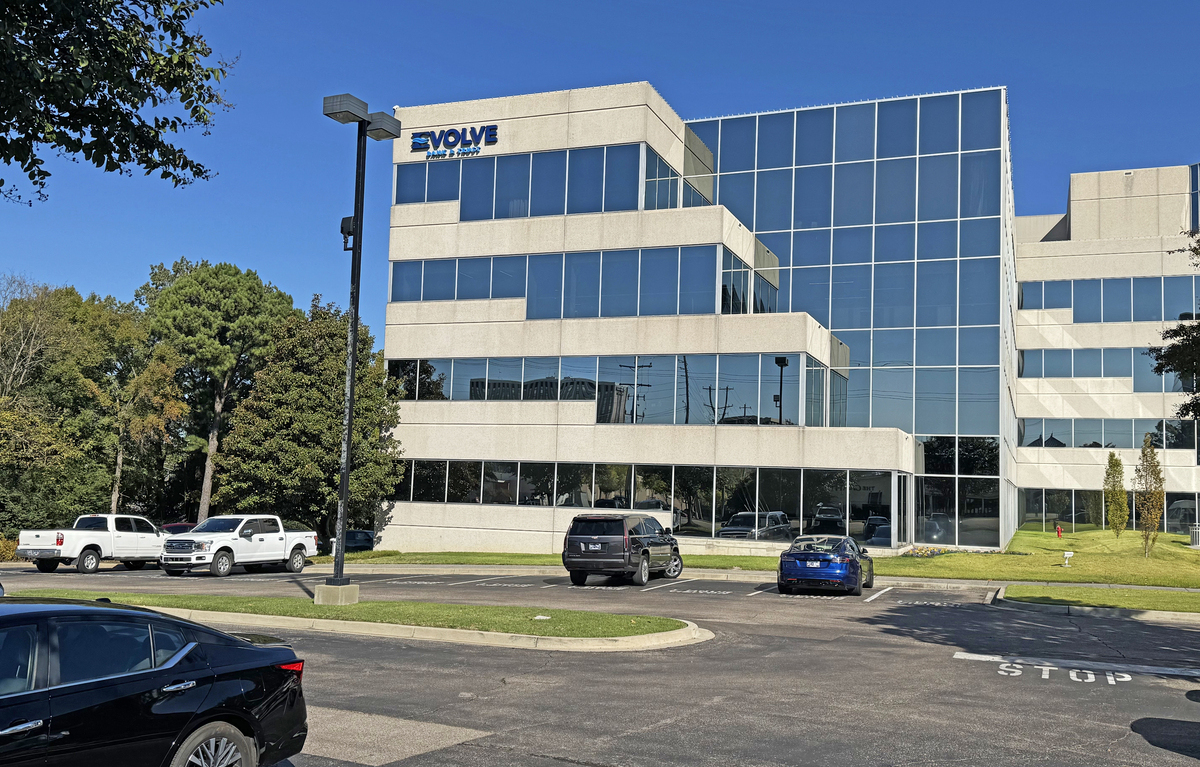 Evolve Bank & Trust in Talks to Offload Select Fintech Partnerships