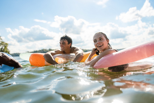 Hot Springs Ad Campaign Soaks Up Praise