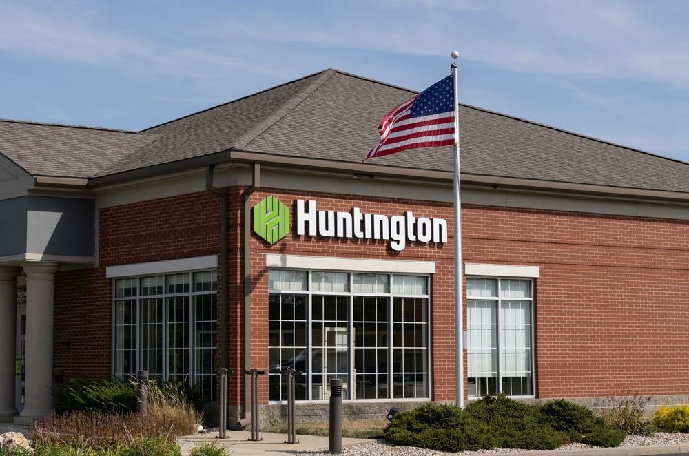 Growth-Focused Huntington Bank Enters Arkansas With Acquisition of Cadence Bank